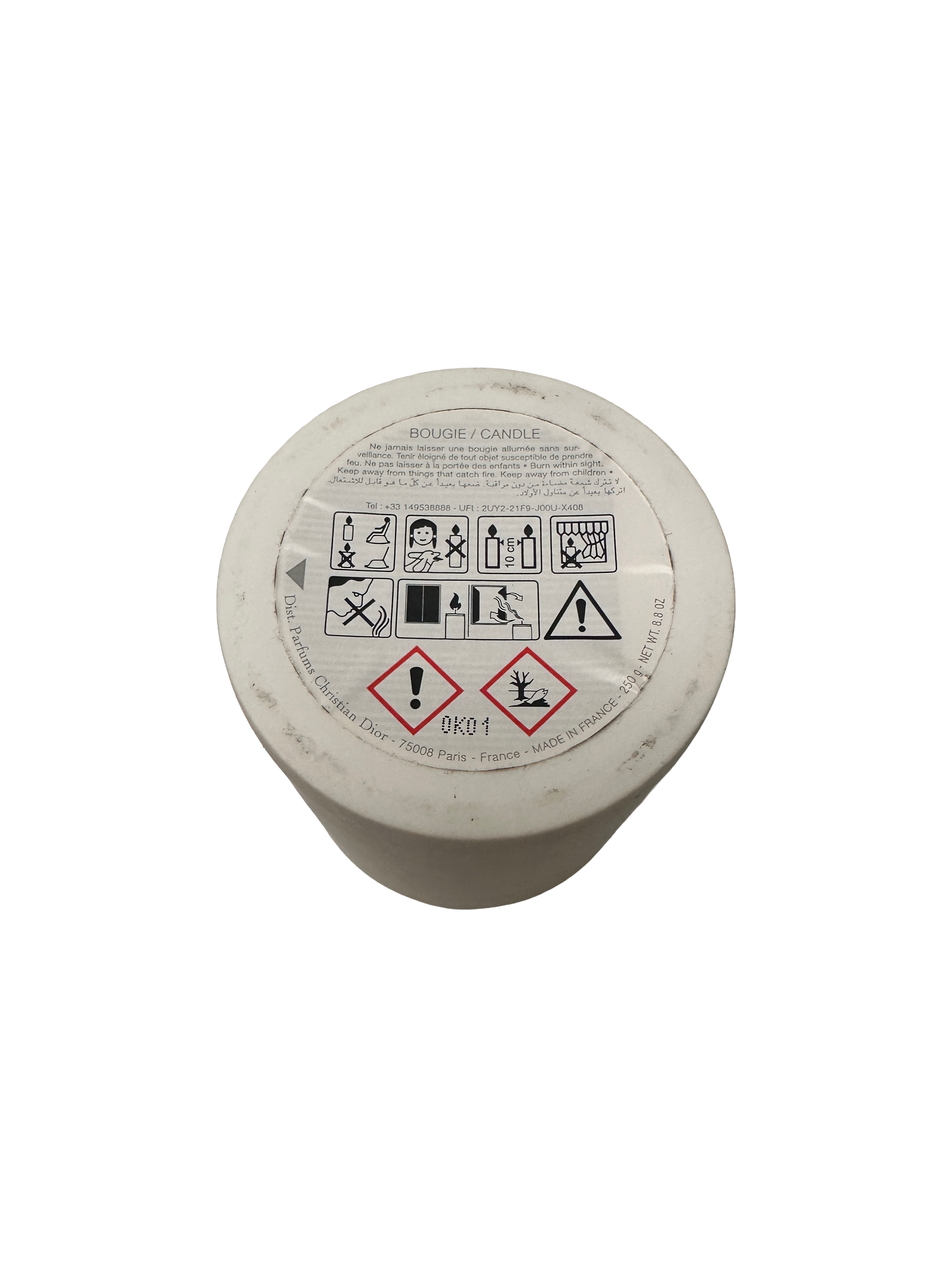 Dior 30 Montaigne candle