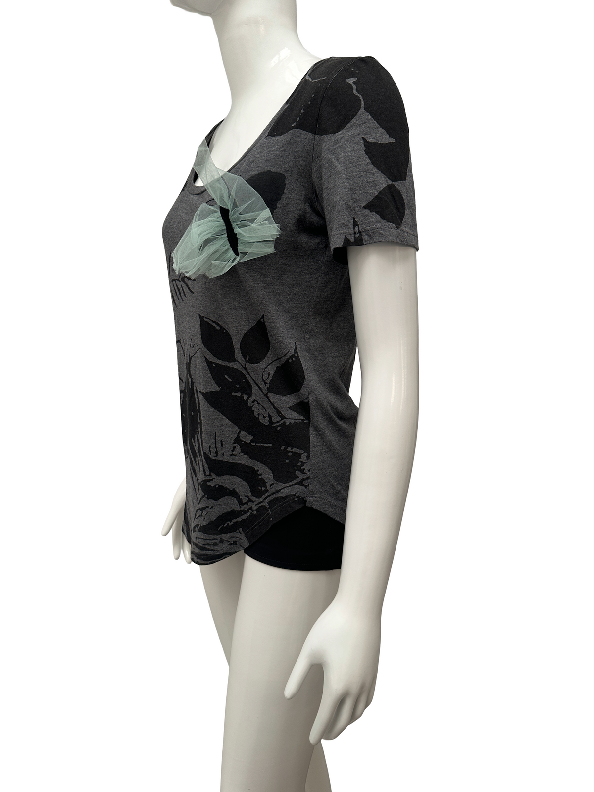 Emporio Armani grey tee shirt with blue butterfly - size 38