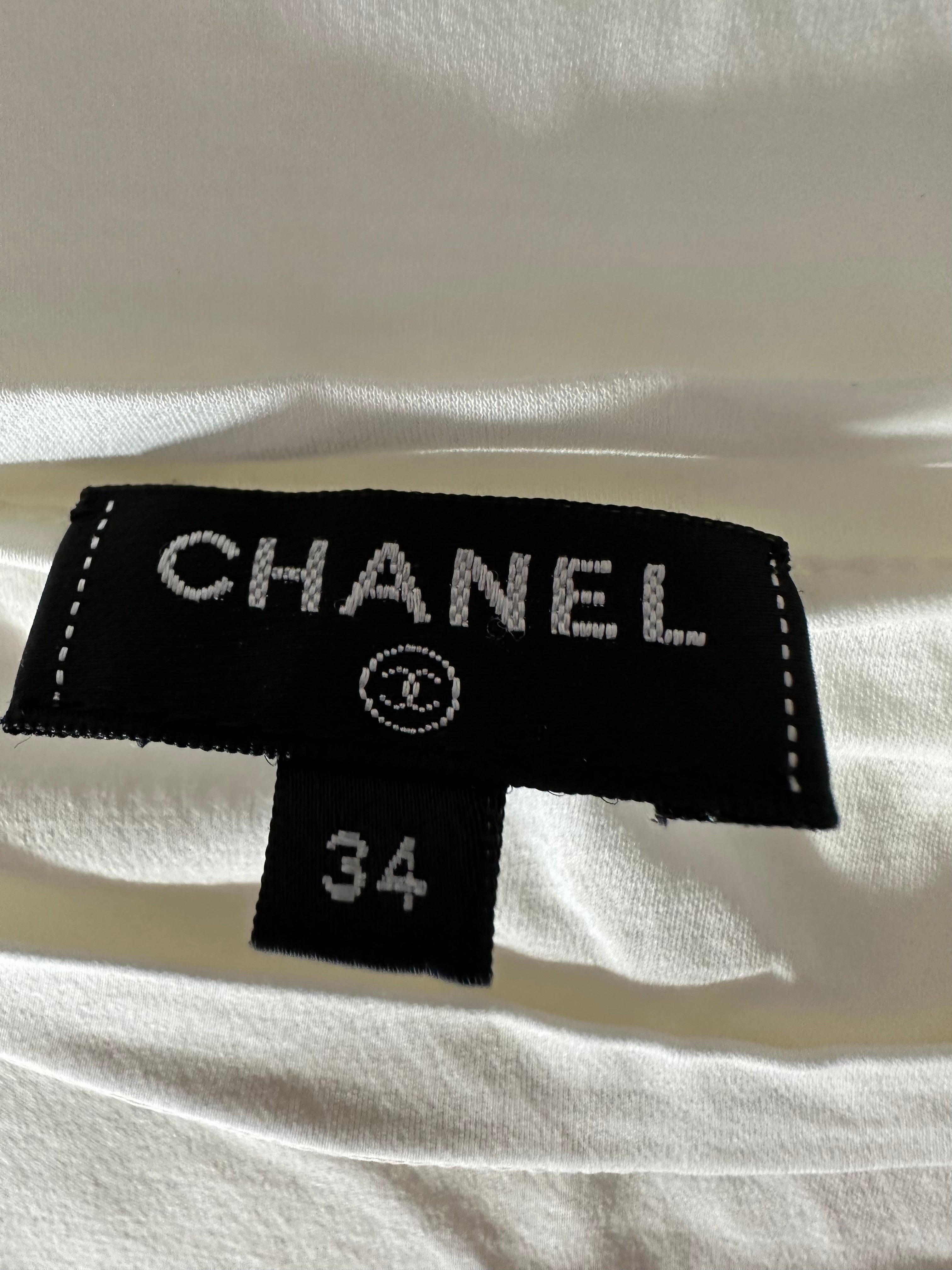 Chanel white top with "Gabrielle Chanel" lettering in navy blue - size 34
