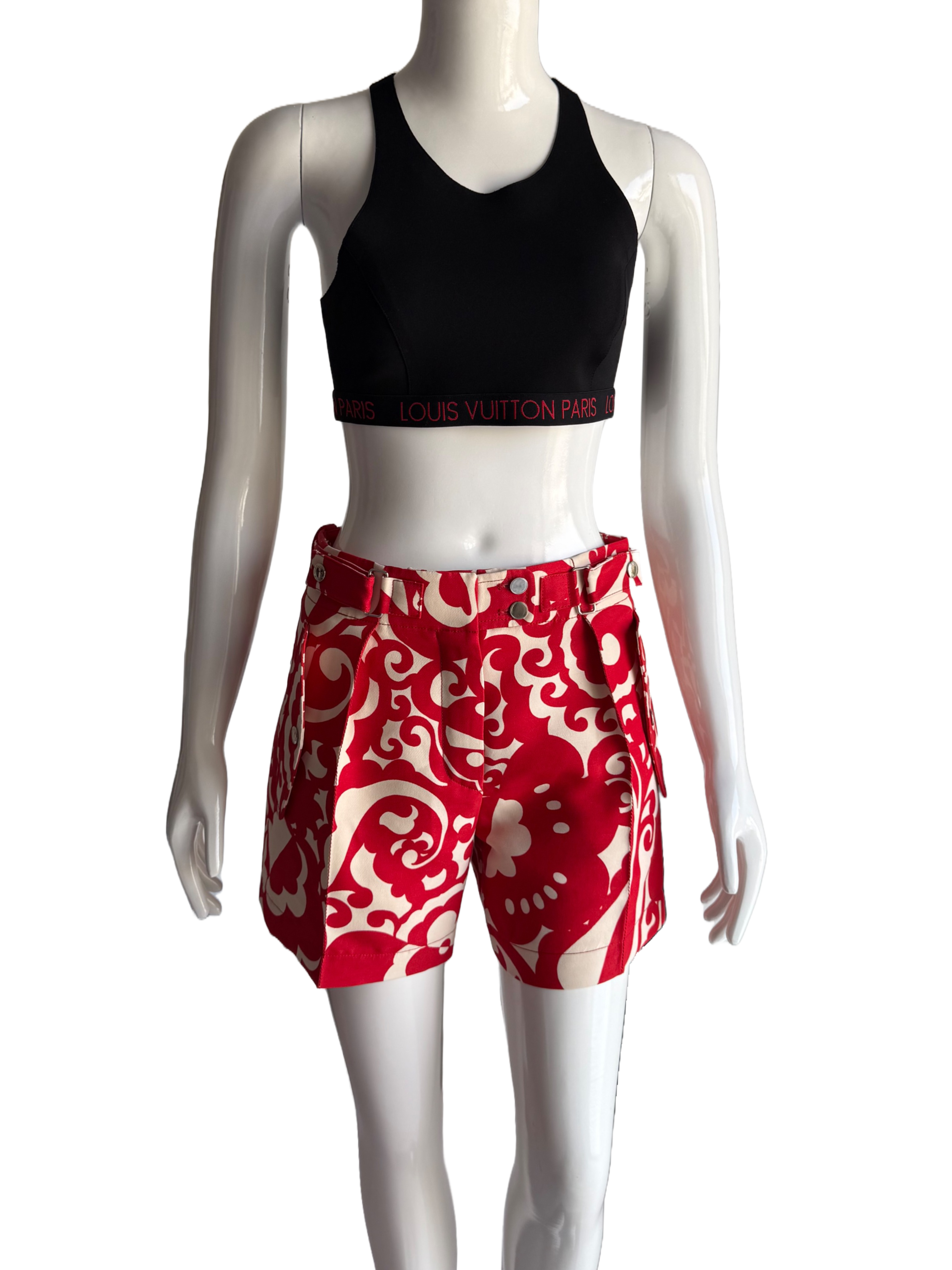 Louis Vuitton red and white safari shorts - size 34