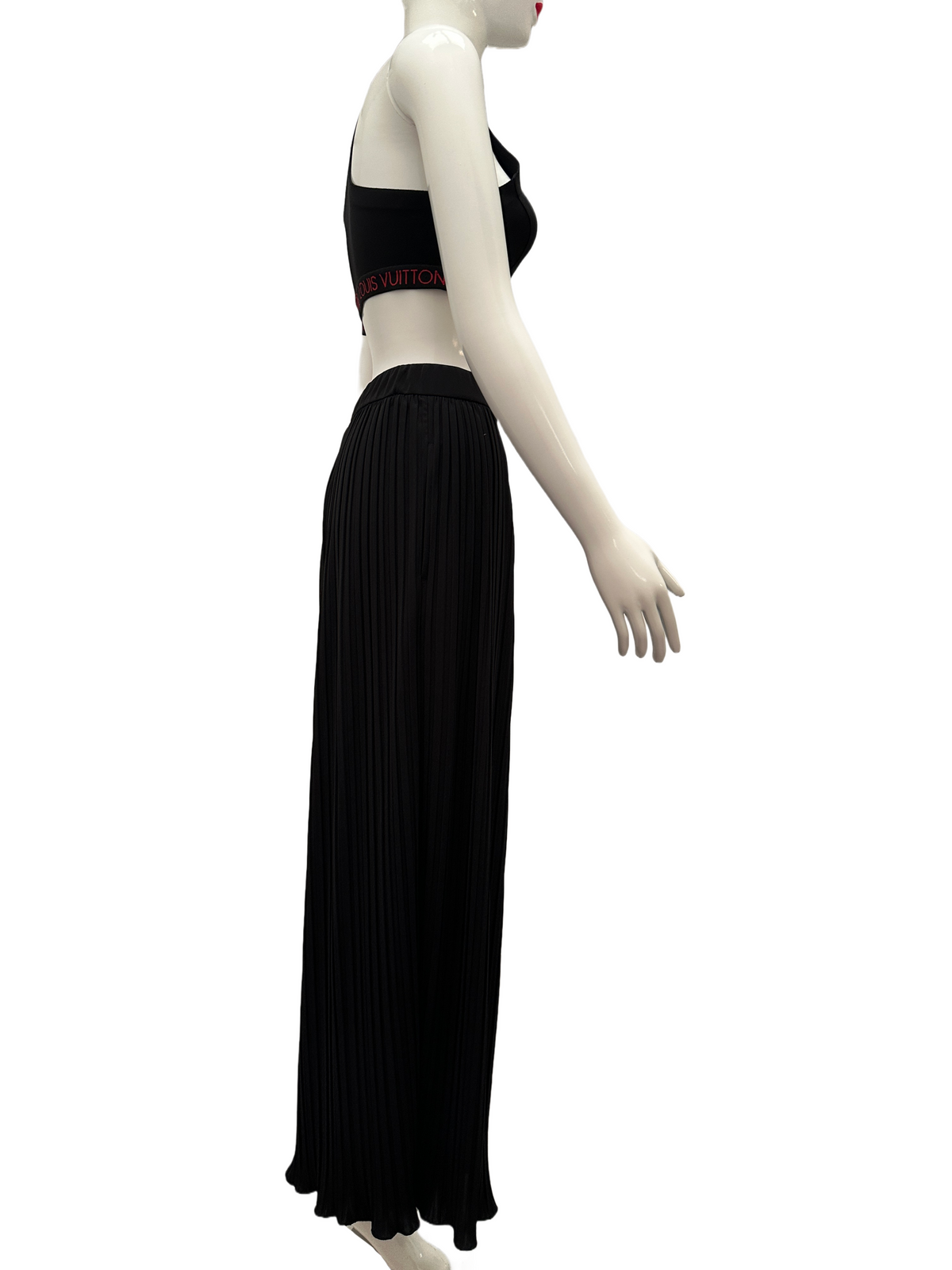 Max Mara Leisure black pleated pants - size 40