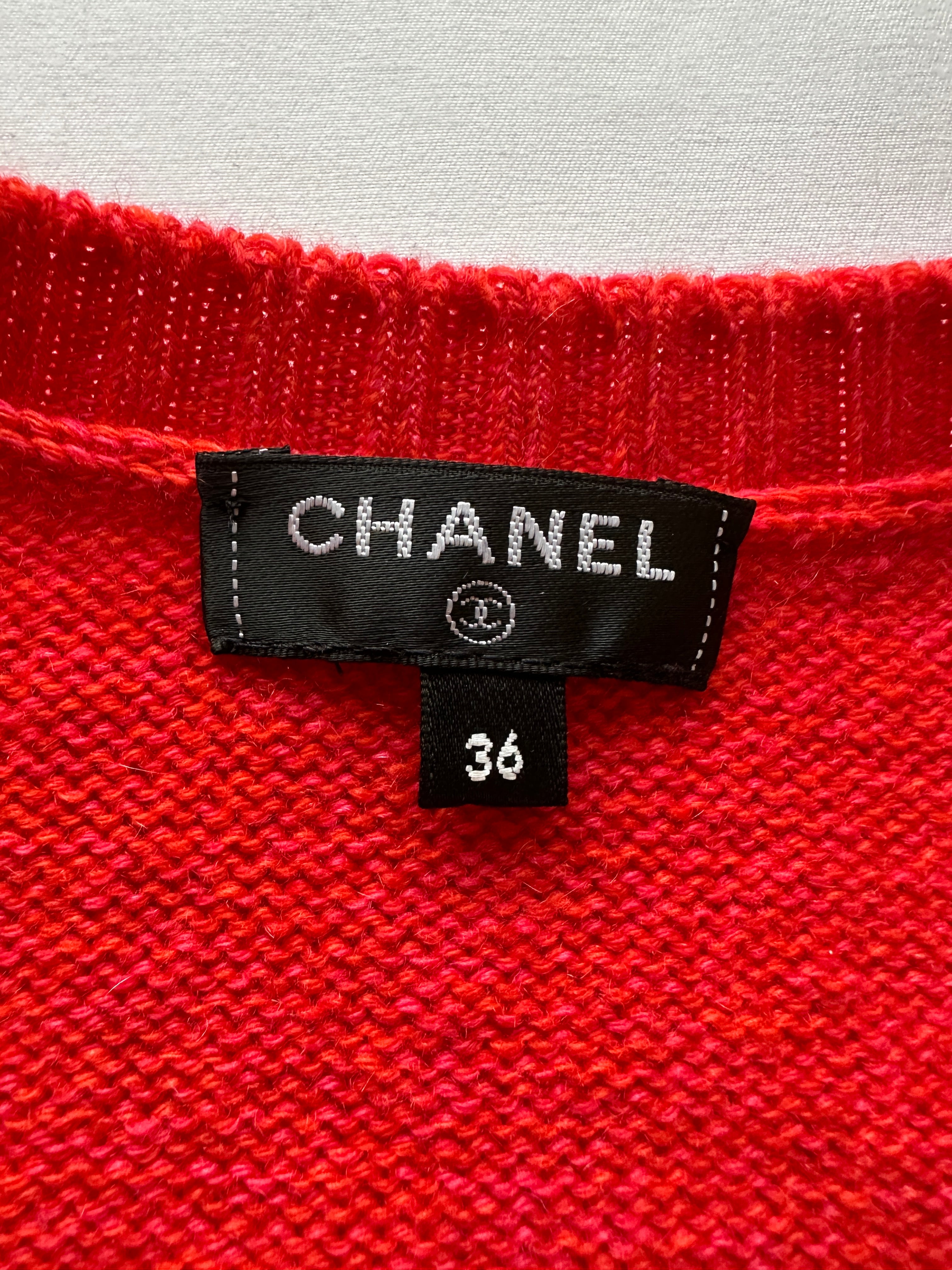 Chanel thick red V-neck sweater with pearly baubles at bottom - size 36