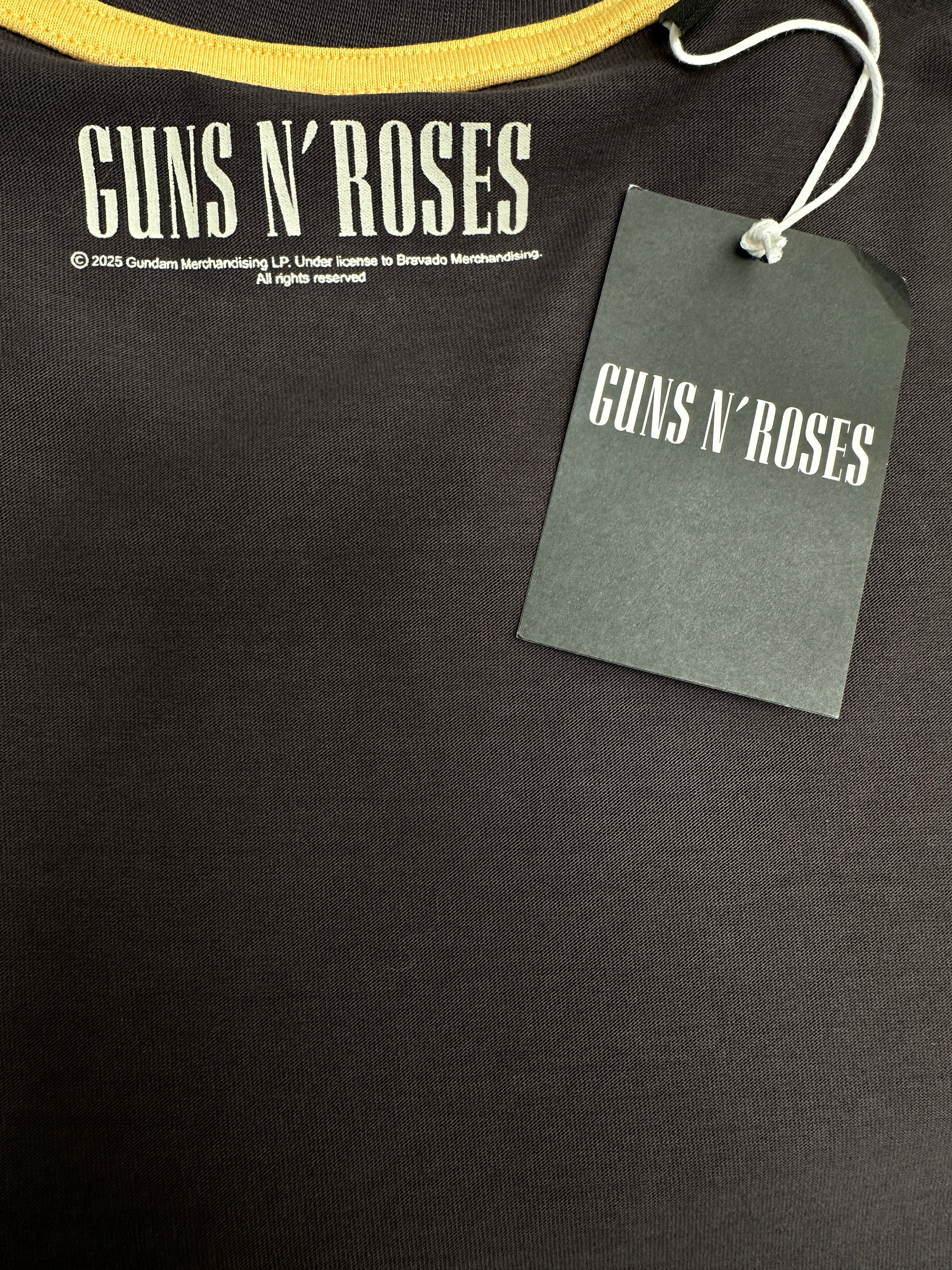 Guns N' Roses classic logo graphic t-shirt - size XL