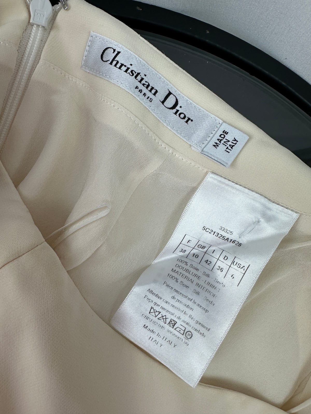 Dior eggshell skirt with ruffles - size 38