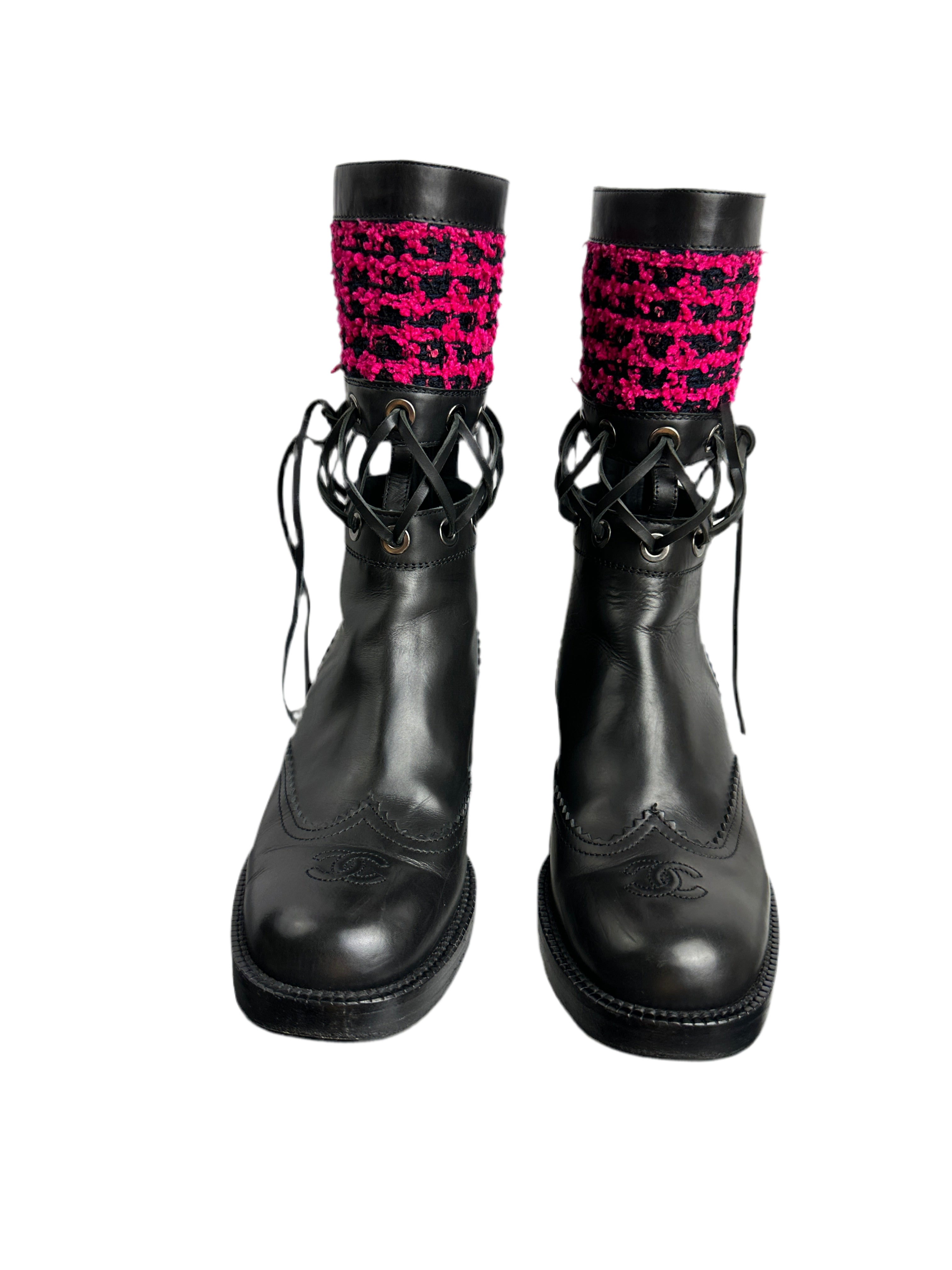 Chanel short boots black and fushia - size 37