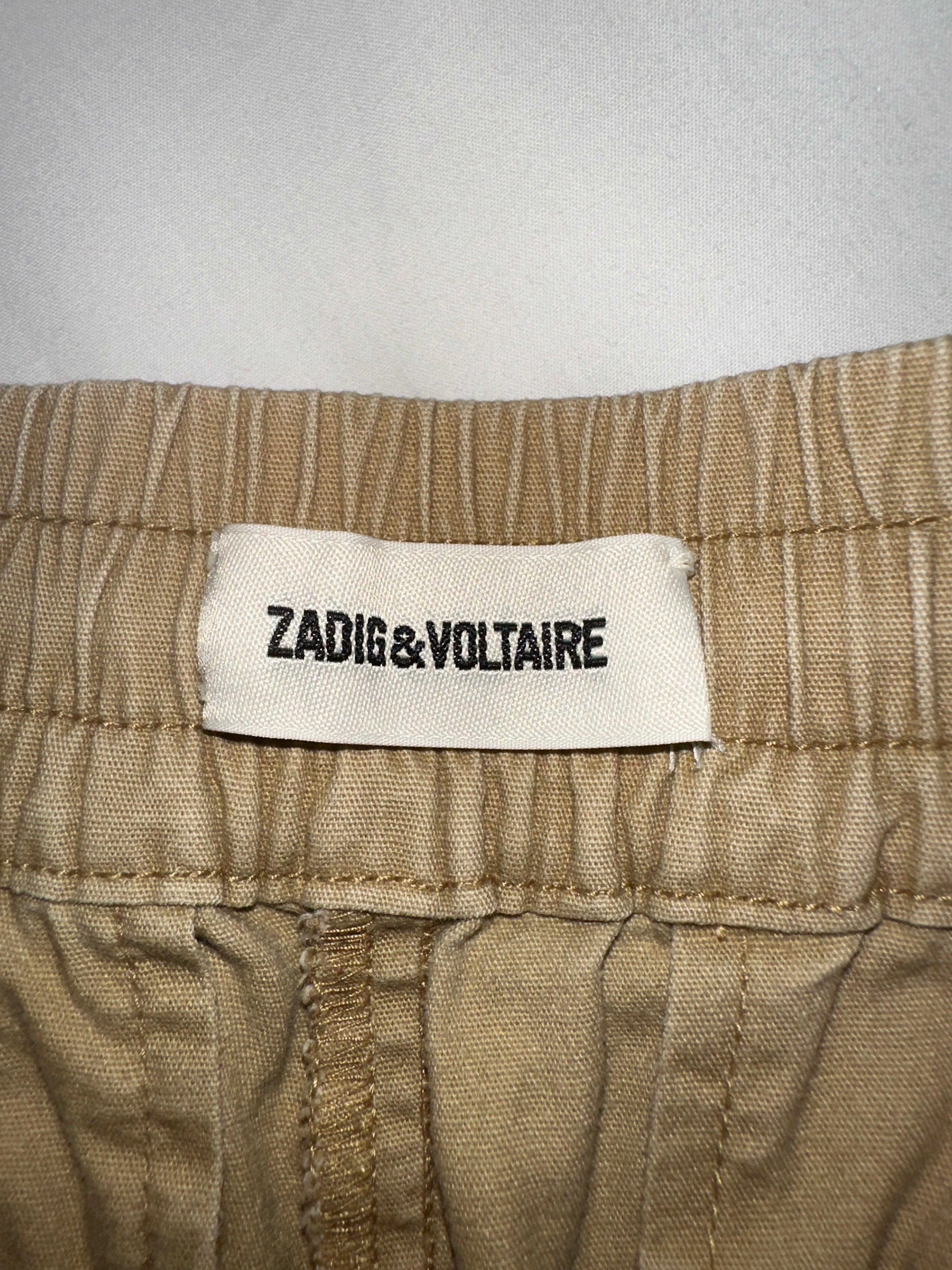 Zadig & Voltaire beige shorts with black and gold line on the side - size 34