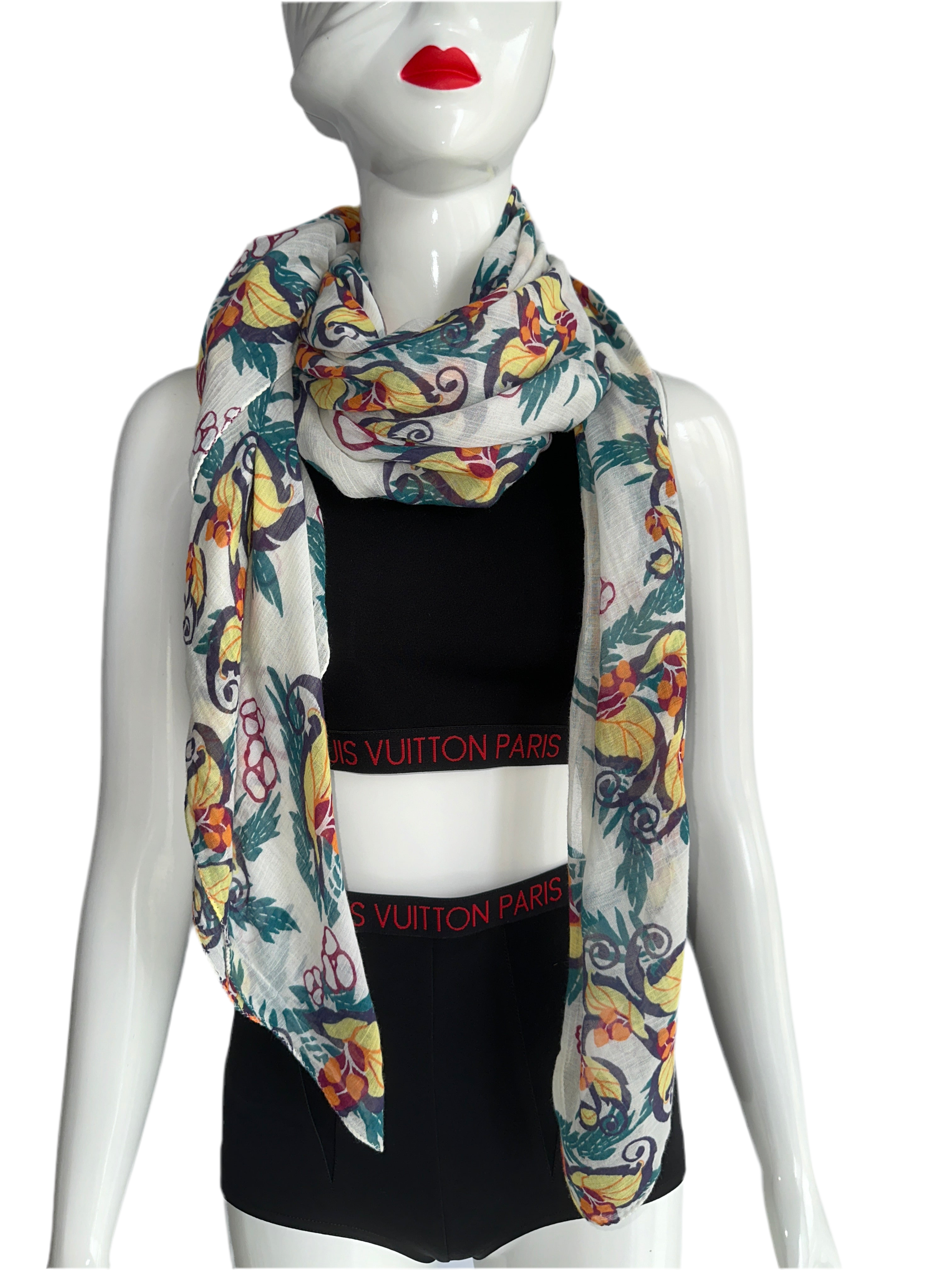 Comptoir des cotonniers scarf cream with yellow flowers