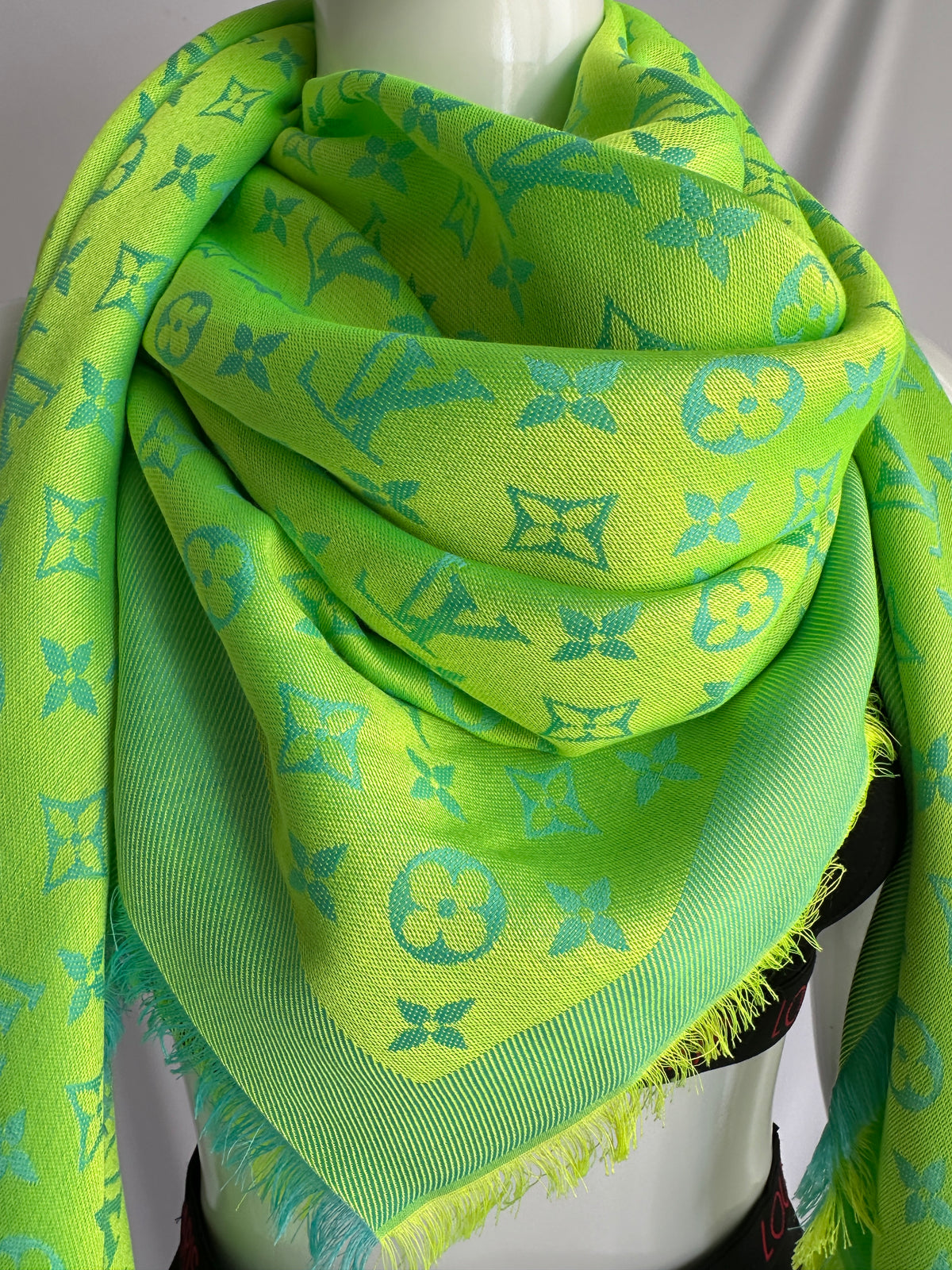 Louis Vuitton scarf green and blue monogram