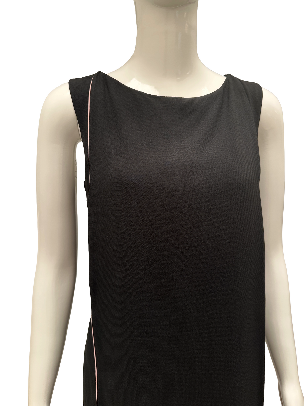 Jonofui black dress pink interior - size 44