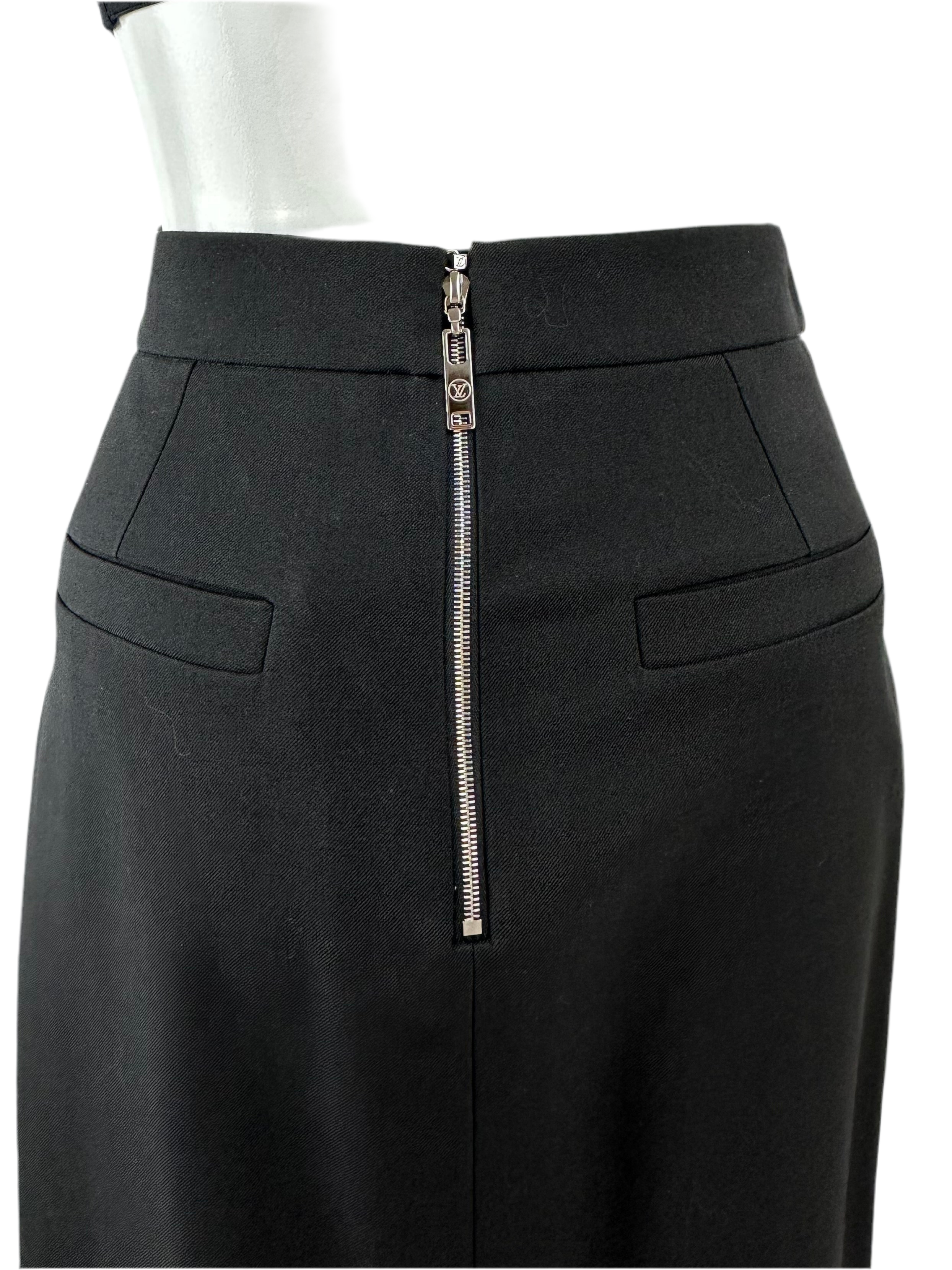 Louis Vuitton Bi-material black skirt - size 34