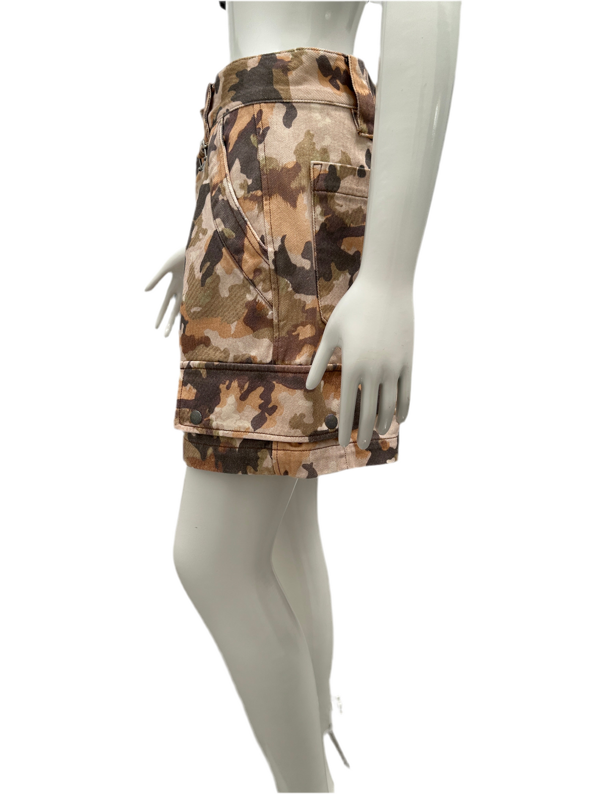 Isabel Marant salmon short - size 36
