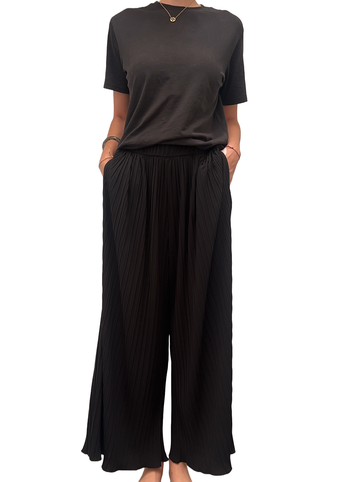 Max Mara Leisure black pleated pants - size 40