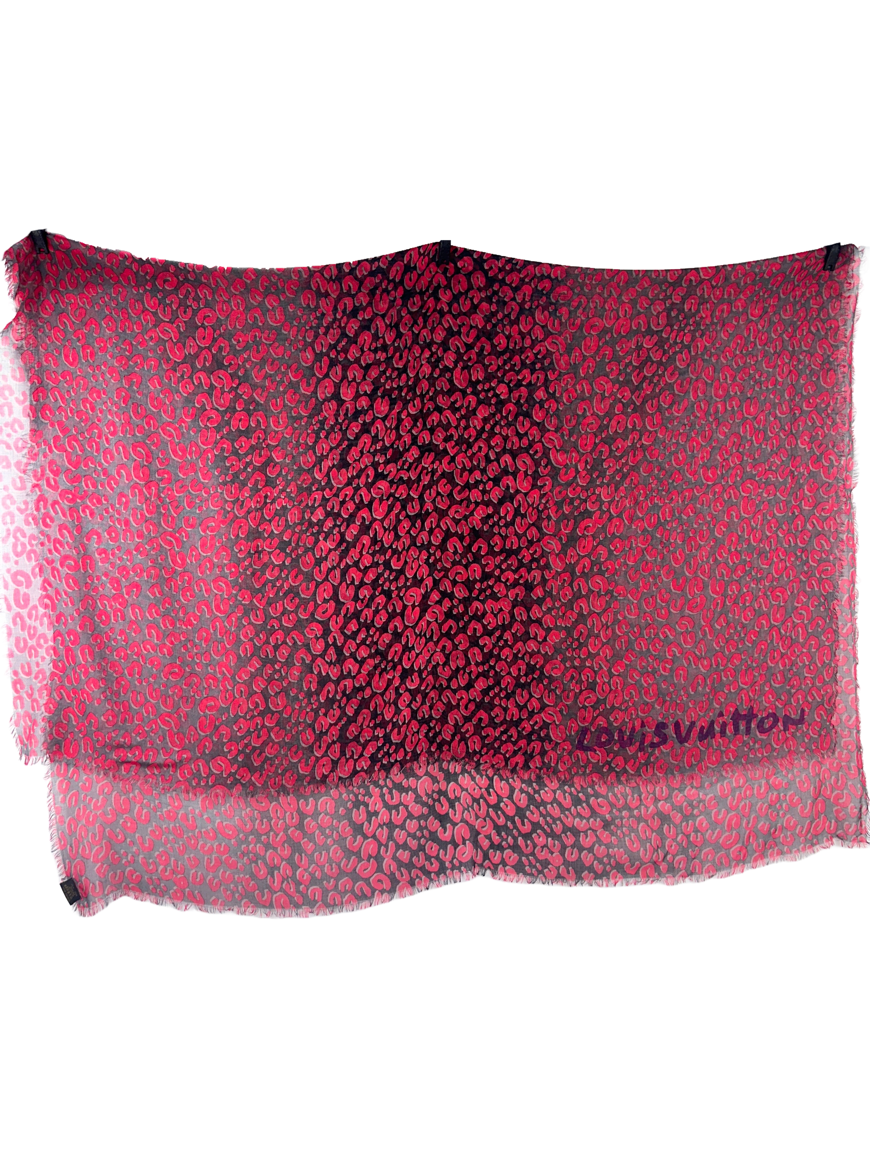Louis Vuitton fuchsia/black leopard blurry print stole