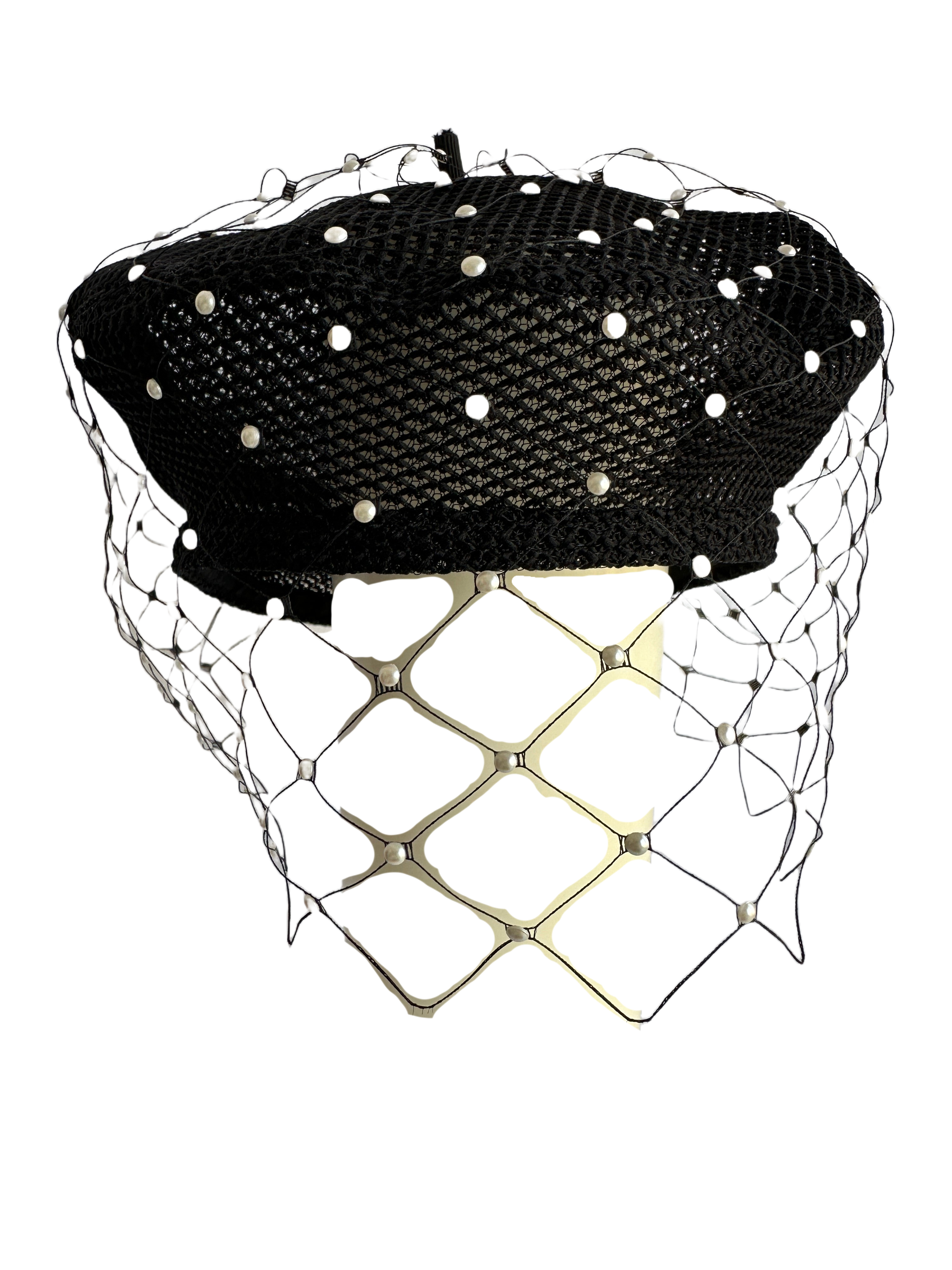 Dior black beret with veil embellished with pearl - size 57
