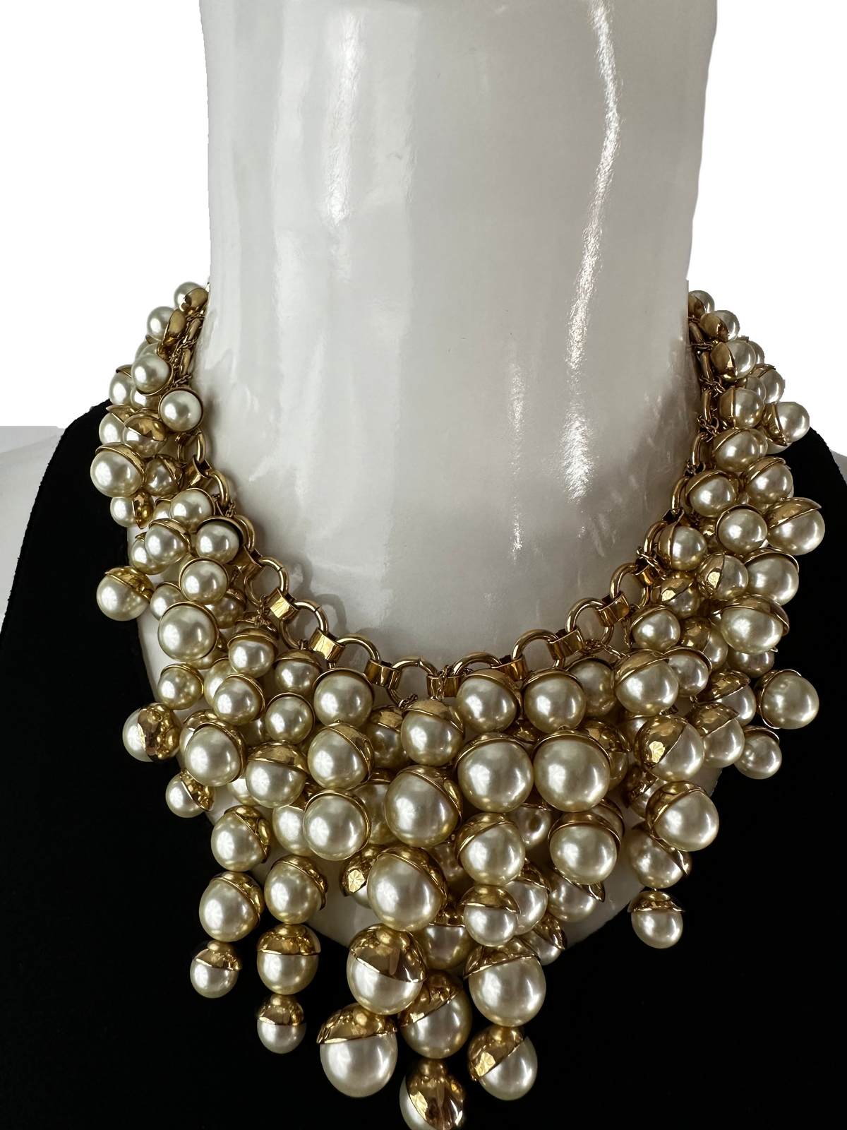 Dior pearl necklace