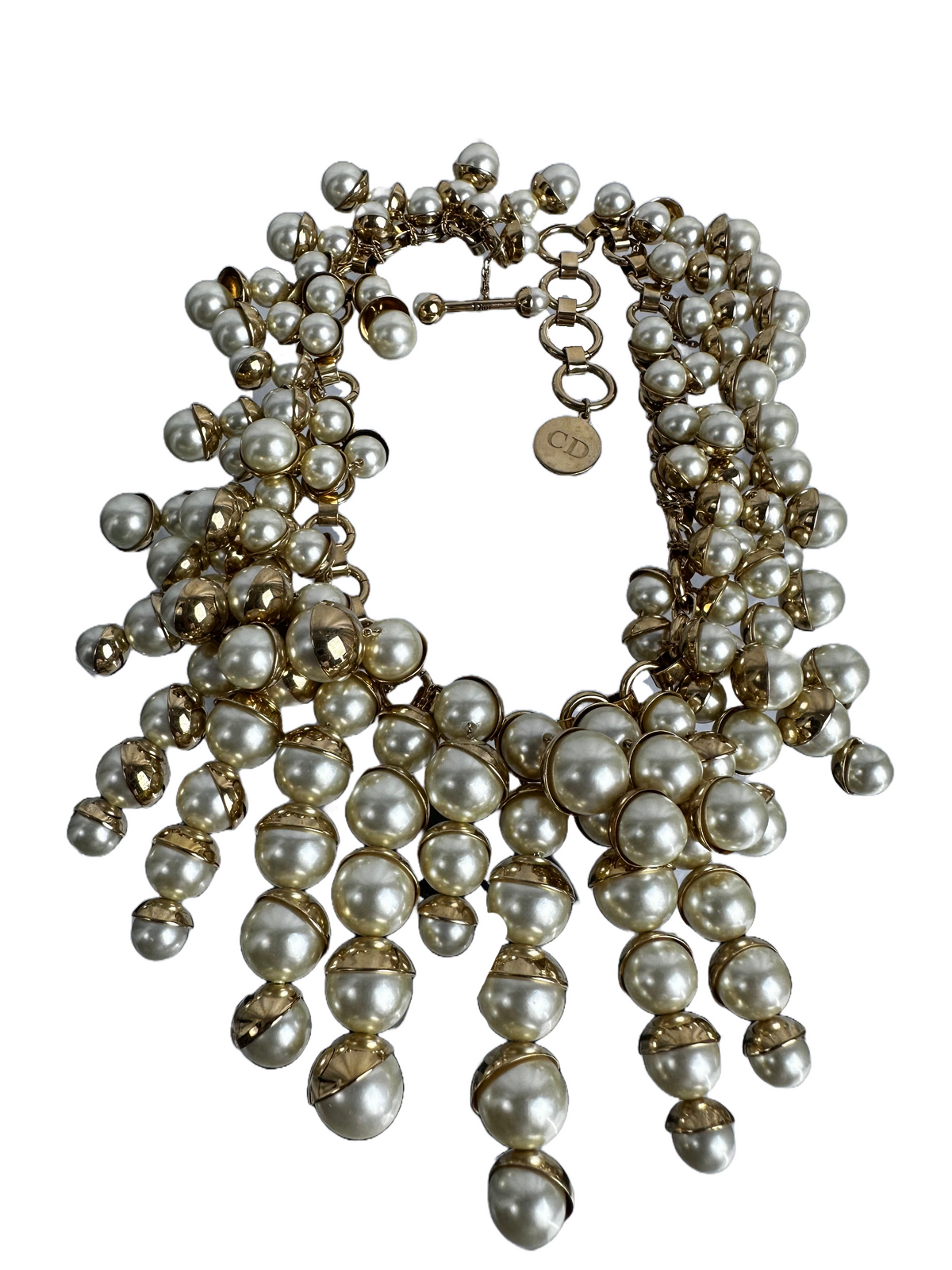 Dior pearl necklace